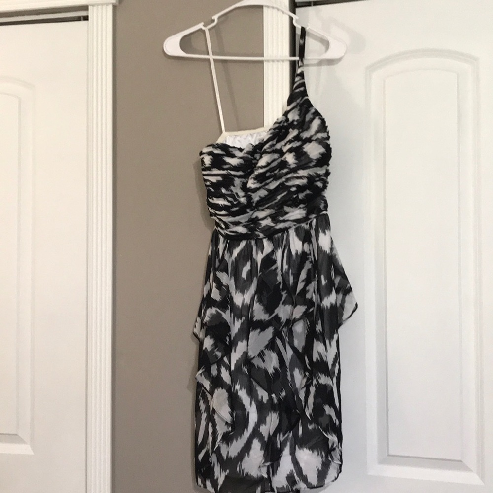 A Pea In The Pod Cocktail Dress